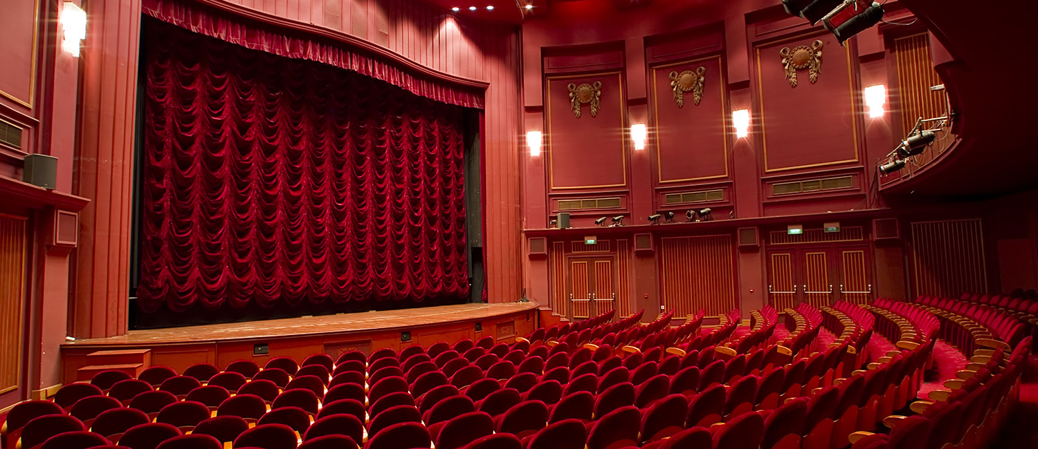 Music Hall Center for the Performing Arts – Close and Cultural